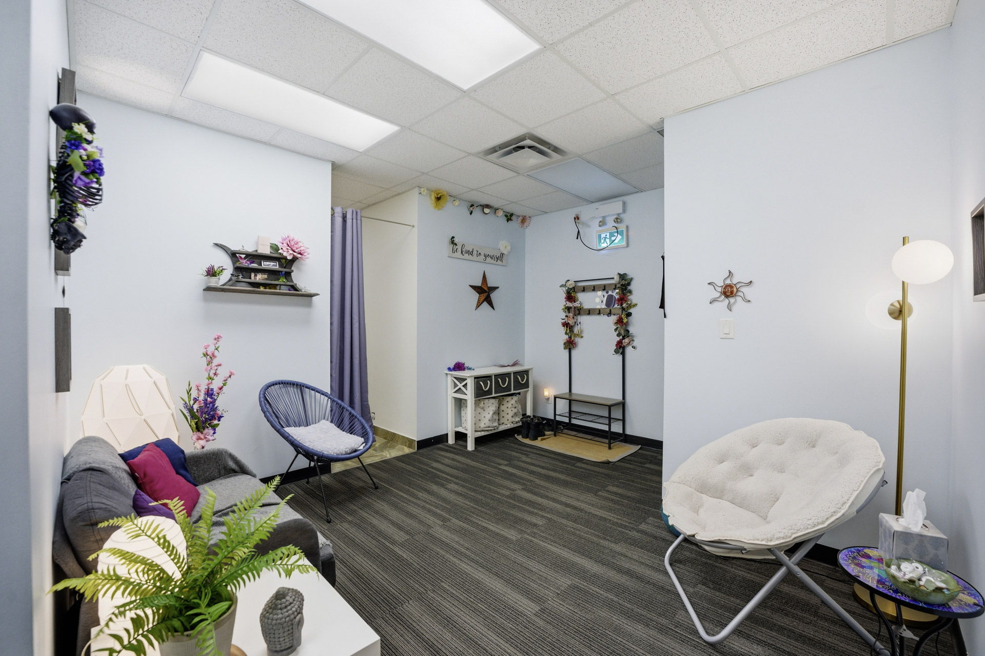 203, 15 Carlton Drive 2